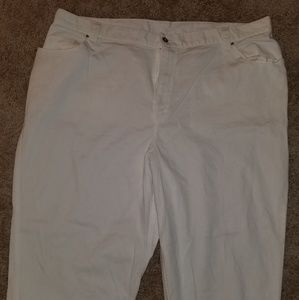 Alfred Dunner Cuffed capri pants